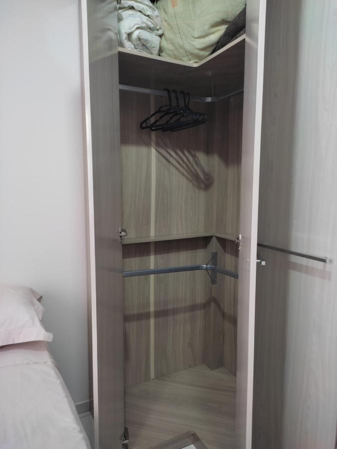 Quarto em casa agradável Pereque Esterno foto